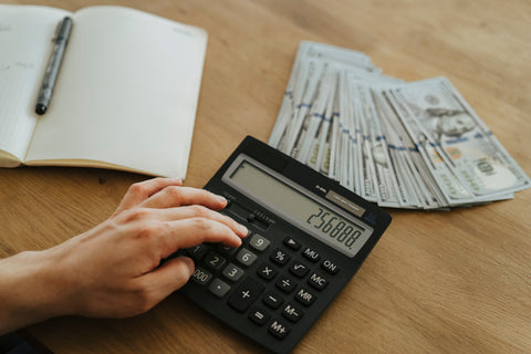 ¿Cuánto dinero necesitas realmente para empezar a acumular riqueza?